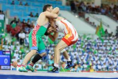 Ashgabat 2017 - 5th Asian Indoor & MartialArts Games 25-09-2017. Mens Wrestling, Umidjon Ismanov (UZB) v B. Kodirov (TJK)