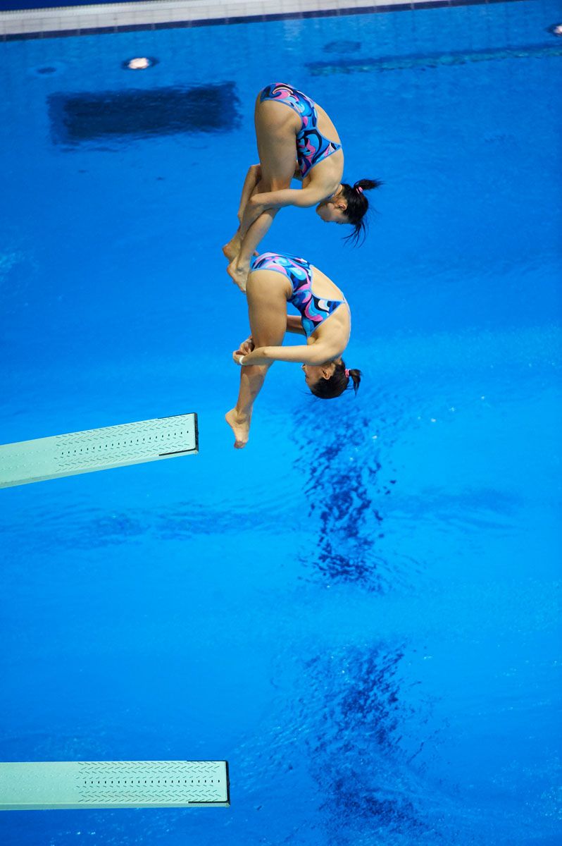 London, England, 12-02-25. Mai NAKAGAWA and Sayaka SHIBUSAWA (JPN) competing in the women's 3m spring board at the 18th FINA Visa World Cup Diving, Olympic Aquatics Centre. Part of the London Prepares Olympic preparations.