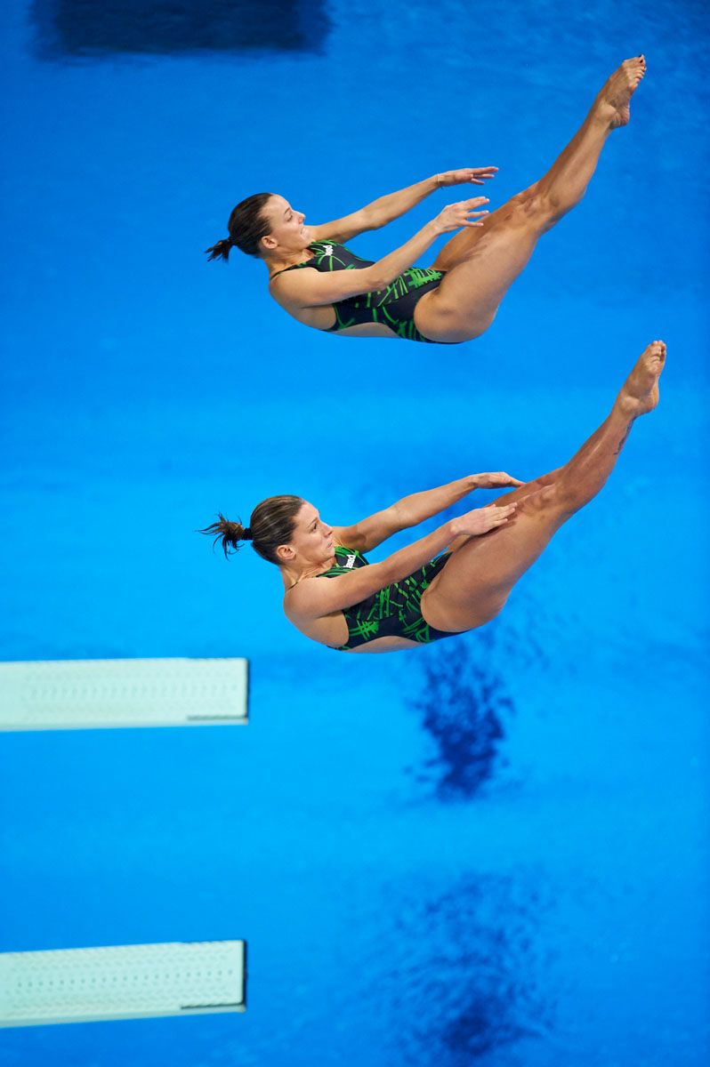 London, England, 12-02-25. Tania CAGNOTTO and Francesca DALLAPE (ITA) competing in the women's 3m spring board at the 18th FINA Visa World Cup Diving, Olympic Aquatics Centre. Part of the London Prepares Olympic preparations.
